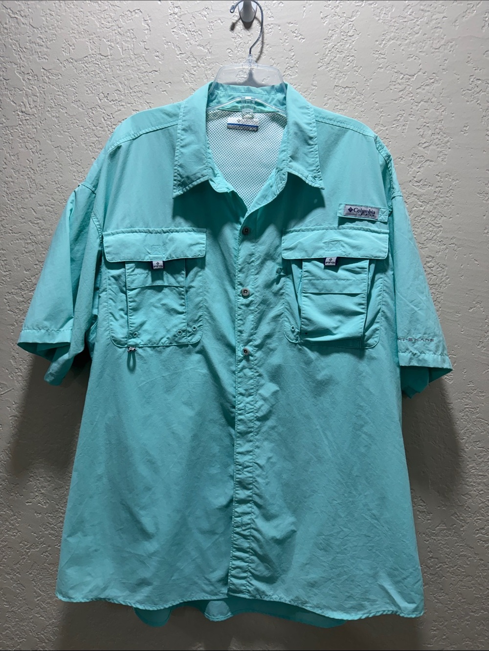 Columbia PFG Men’s XL Aqua Fishing Shirt Short Sleeve Vented Button Up